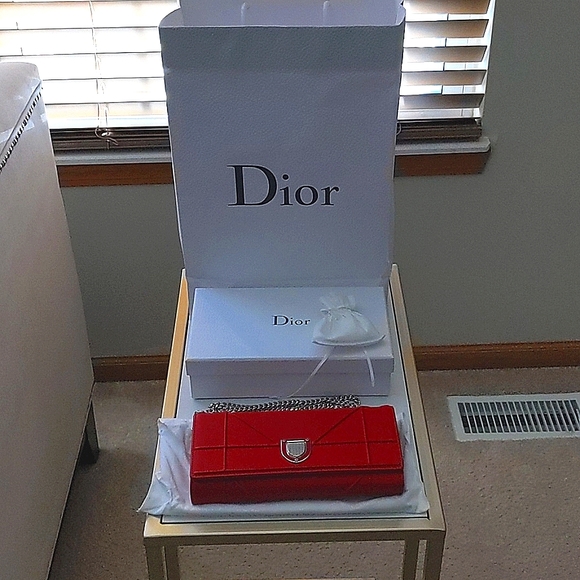 Vintage Dior Diorama Wallet on Chain - Picture 2 of 14